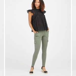 Spanx Stretch Twill ankle cargo pants green M